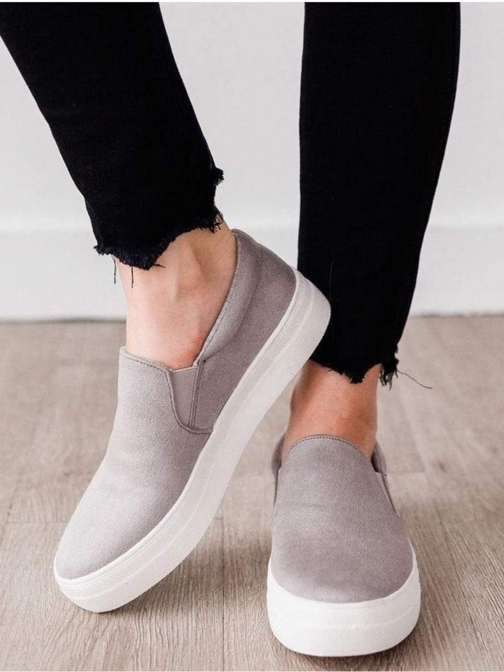 Steve Madden Gills Suede Platform Slip-On Sneaker Women’s